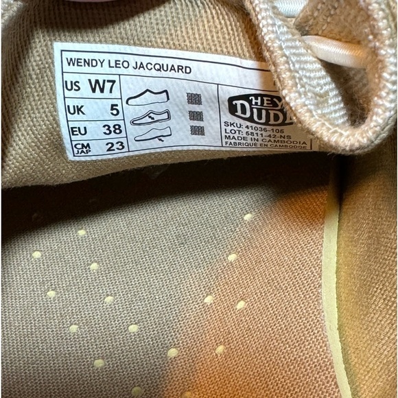 Hey Dude Wendy Leo Jacquard size 7 - Picture 8 of 9